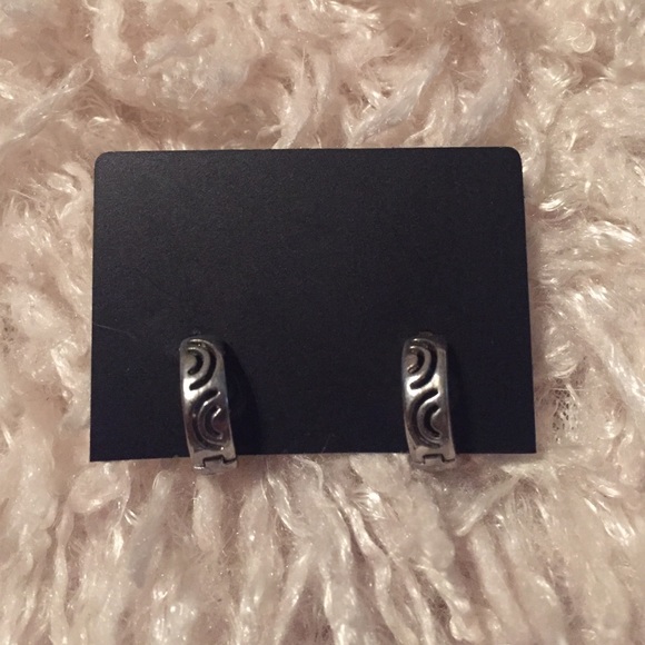 Rainbow designed serling silver hooped earrings