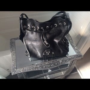 Black leather Kenneth Cole bag