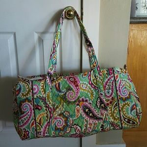 BNWT Large Vera Bradley Duffel -Tutti Fruitti