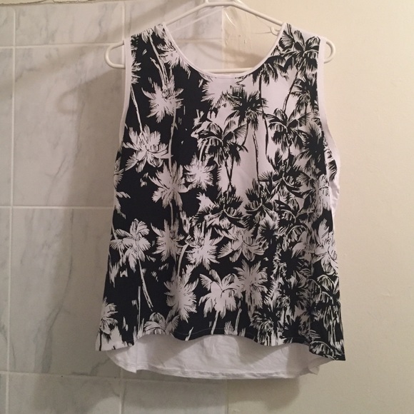 NWOT Plus Size Tank Top XL Palm Trees