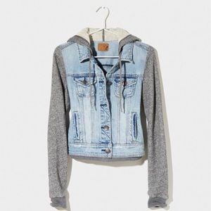 Denim With Fabic Sleeves Jacket