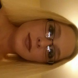 Meet your Posher, Shelia