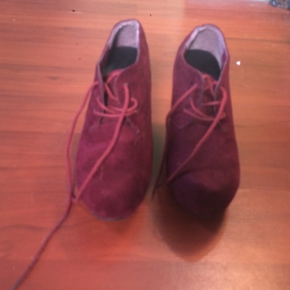 Maroon wedge lace up heels
