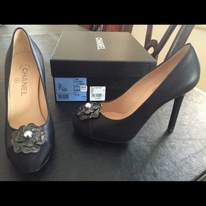 SOLD- Authentic CHANEL Calfskin Pumps 37.5