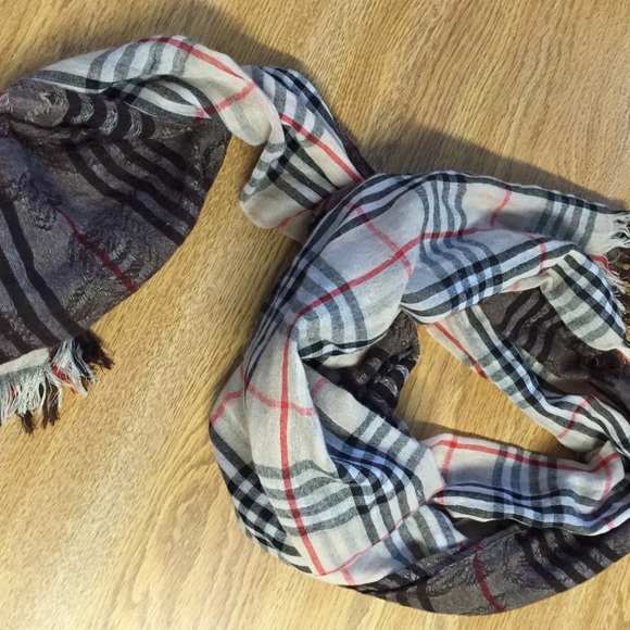 Burberry Style Scarf from London