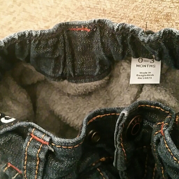 Jeans  baby gap  0-3 month - Picture 4 of 4