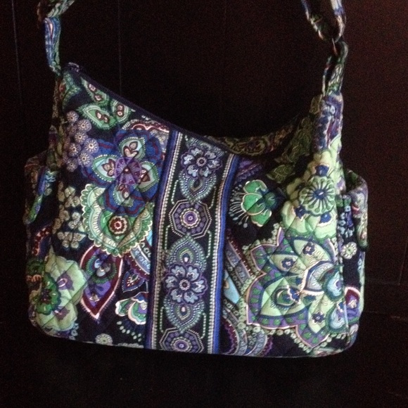 Beautiful Vera Bradley purse