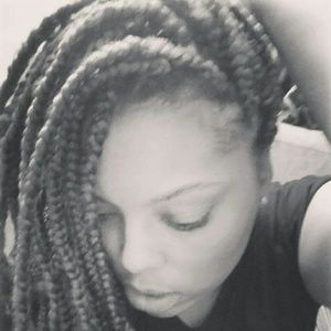 Meet your Posher, Miltonya