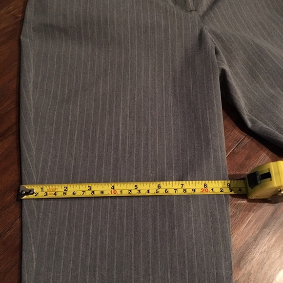 🚫SOLD IN BUNDLE!🚫Chic grey pinstripe slacks - Picture 5 of 6