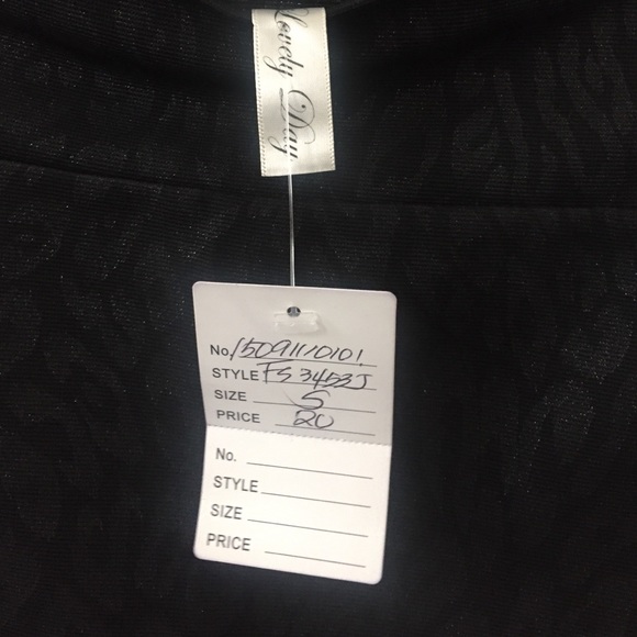 NWT Black sparkle animal print mini - Picture 3 of 3