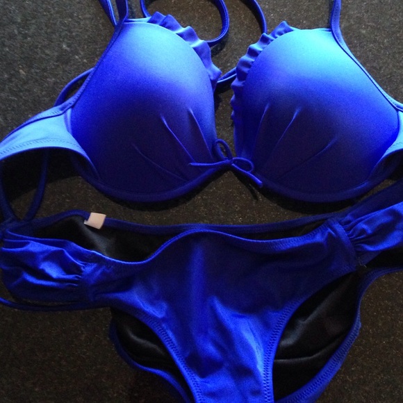 Victoria's Secret bikini