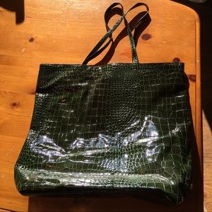 Green tote