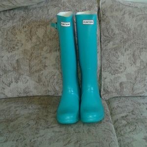 Hunter Boots size 10 in turquoise!