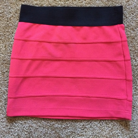 Coral Elastic Mini Skirt