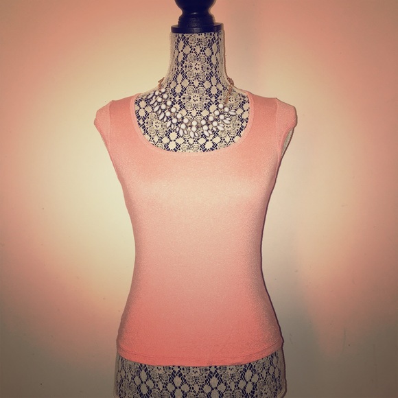 ❌DONATED❌ Peach Top - Picture 2 of 2
