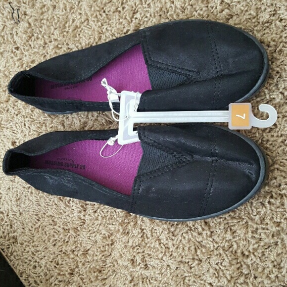 Slip on shoes - Picture 3 of 3