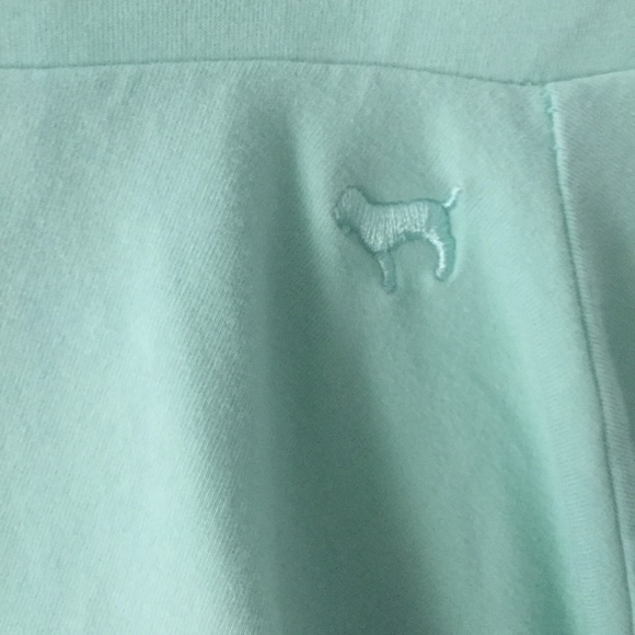 mint green pink vs skater skirt - Picture 2 of 3