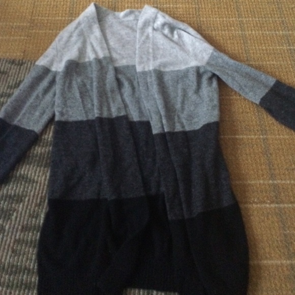 Cashmere grey ombré cardigan size S/M