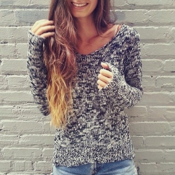 Abercrombie & Fitch Lightweight Knit Gray Sweater