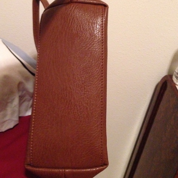 ❌SOLD❌ Free people vegan leather bag - Picture 3 of 4