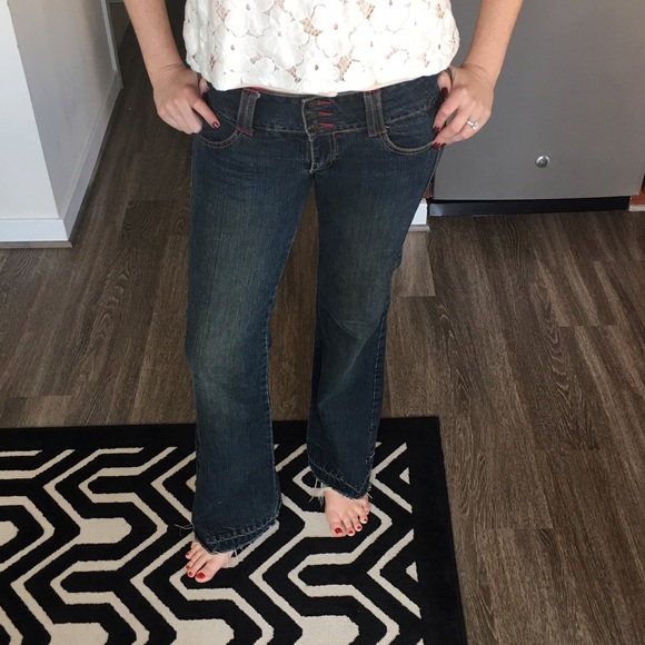 LOST straight leg jeans, good condition!
