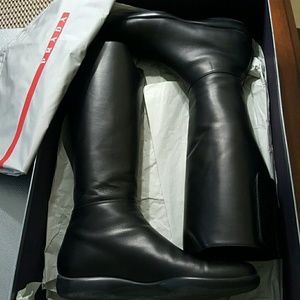 PRADA BLACK BOOTS 38.5
