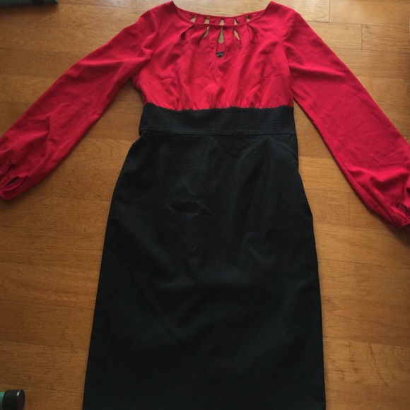 Gorgeous WHBM dress, size 8.