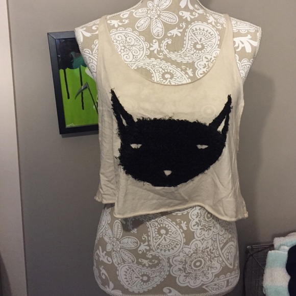 Love Culture Kitty Crop Top