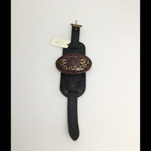 Purple and black bracket