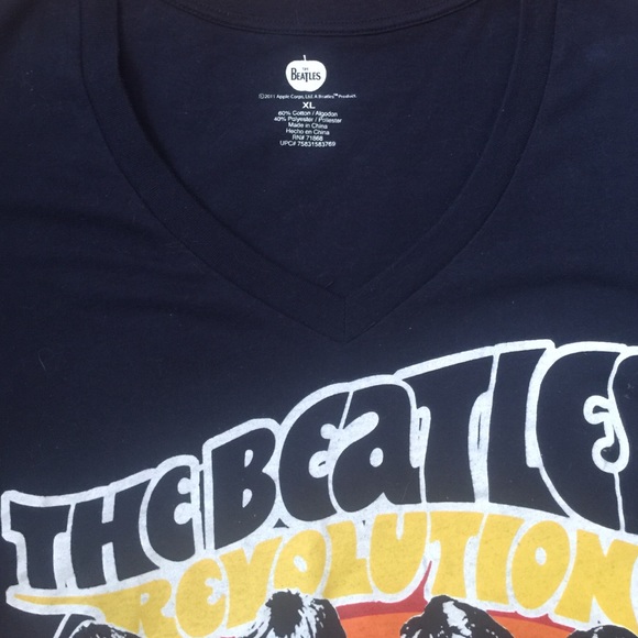 SOLD IN BUNDLE Beatles Revolution Tee XL - Picture 2 of 4