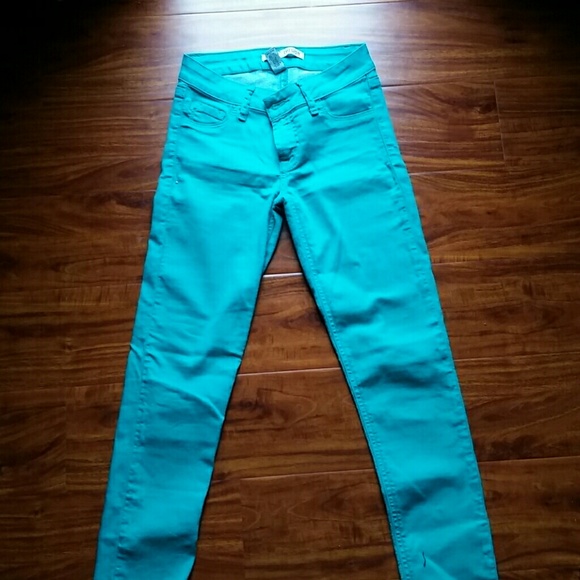 Jeans - Picture 2 of 2
