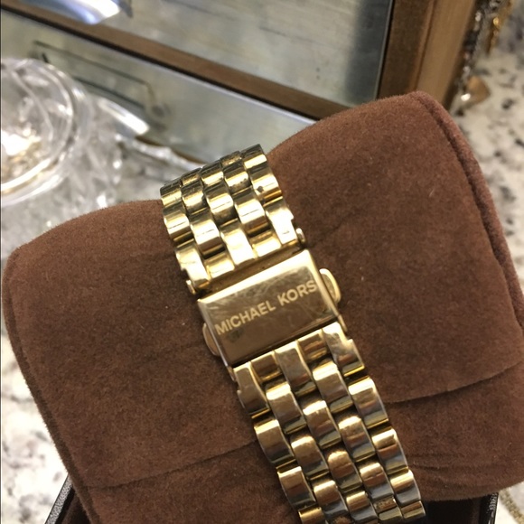 Michael Kors watch - Picture 2 of 3