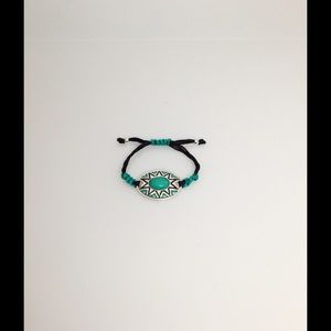 Adjustable bracelet really cute design on front