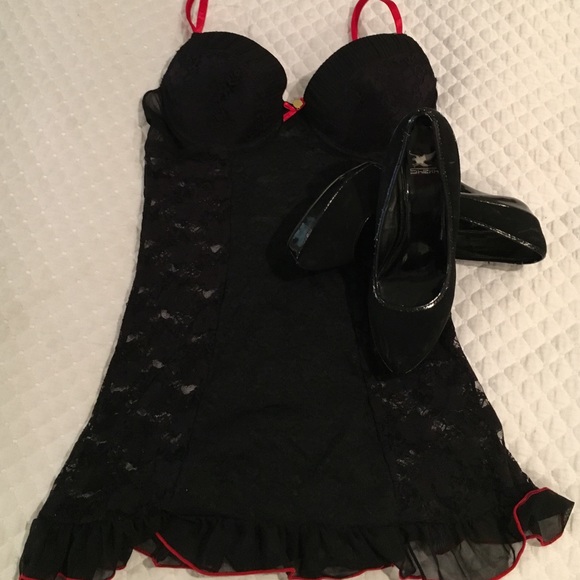 Lingerie - Picture 2 of 4