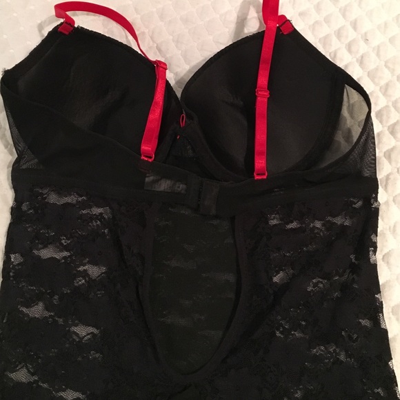 Lingerie - Picture 4 of 4