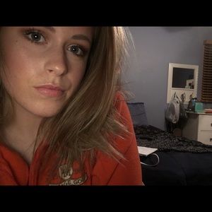 Meet your Posher, Madi