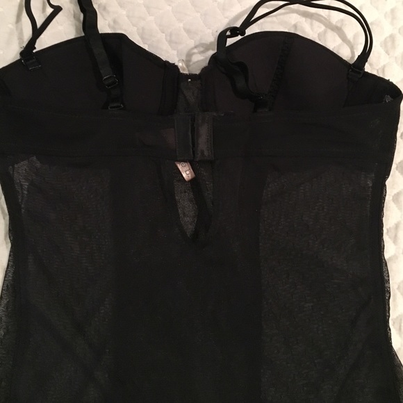 Lingerie - Picture 4 of 4
