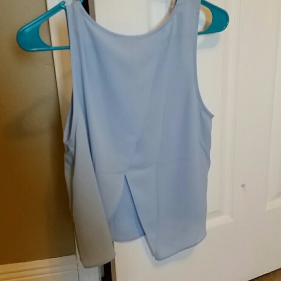 Top - Picture 2 of 2