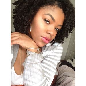 Meet your Posher, Savannah