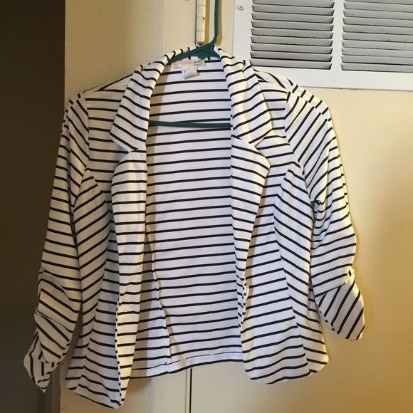 Black stripes blazer