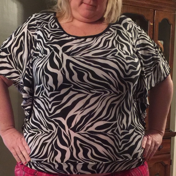 Zebra top lace back