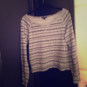 Long sleeve sweater