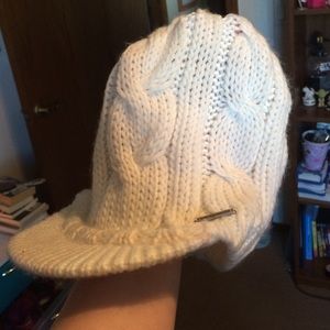 Beenie hat with a bill