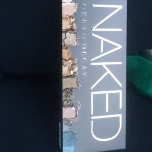 Brand new Urban Decay Naked Palette