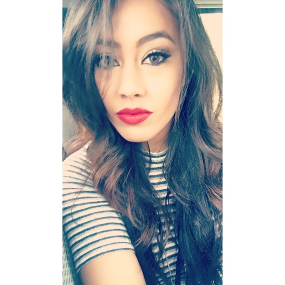 Meet your Posher, Anita - Picture 2 of 2