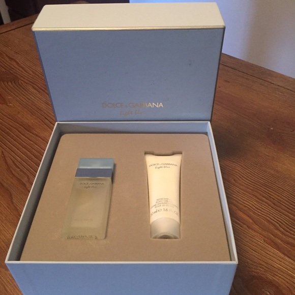 light blue dolce  & gabbana perfume set