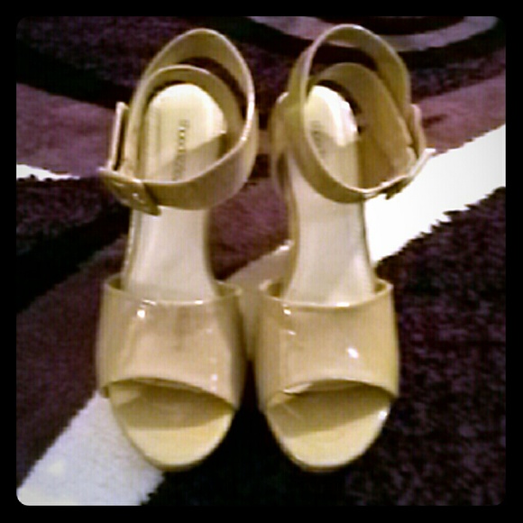 Tan strappy wedge heels