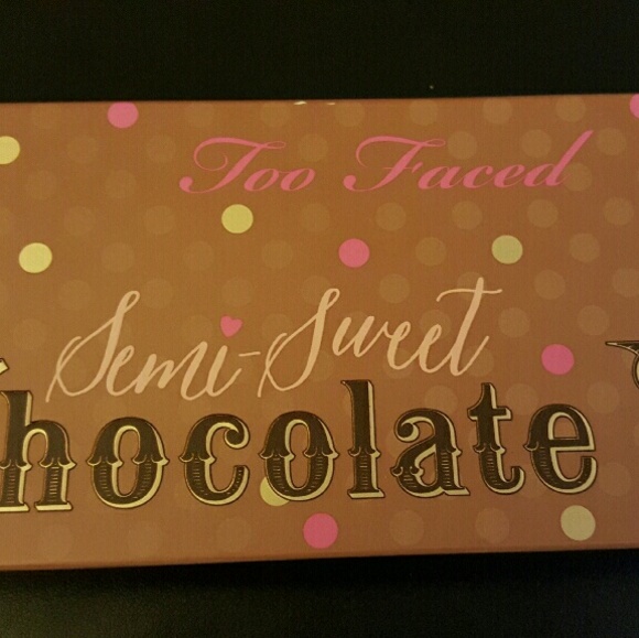 Too Faced Semi-Sweet Chocolate Bar