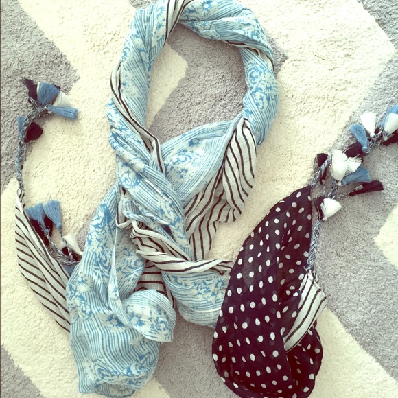 Anthropologie linen scarf NWOT