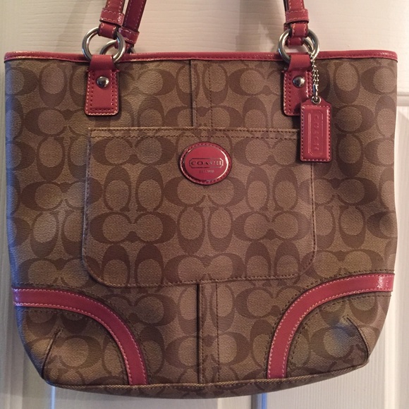 Authentic Never been worn Coach Bag